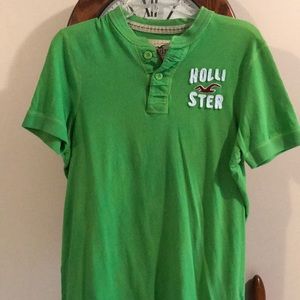 Hollister short sleeved shirt